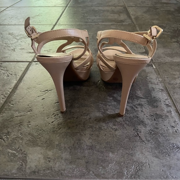 Gianni Bini Women’s Shoes Heels Sandals . US 7.5 M . Euro 37.5 . 7 1/2 37 1/2 - Picture 3 of 4